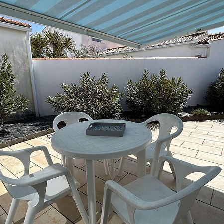 Studio Mezzanine A 200M Du Port Et De La Plage, Cour Privative, Parfait Pour 3 Personnes - Fr-1-224B-564 Noirmoutier-en-l'Île Exterior foto